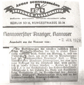 Ankündigung zu einer Vorführung von "Čelovek s kinoapparatom"