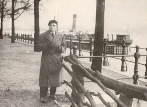 Dziga Vertov auf der Straße in Rotterdam