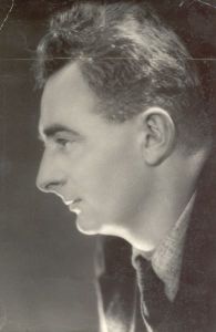 Portrait of Vertov in profile