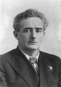 Dziga Vertov nach Empfang des Ordens "Roter Stern"