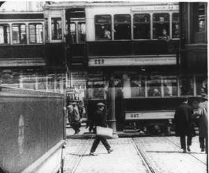 Straßenbahnen im Split-Screen