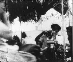 Kaufman filmt auf dem Karussell