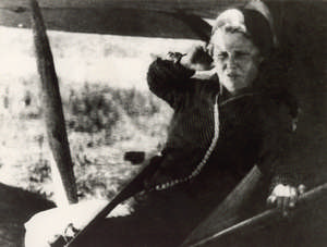 Fallschirmspringerin